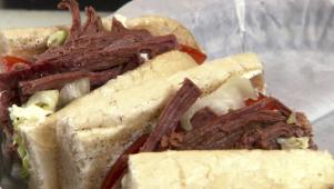 Lola's Roast Beef Po' Boy