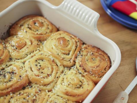 Bagel Cream Cheese Rolls