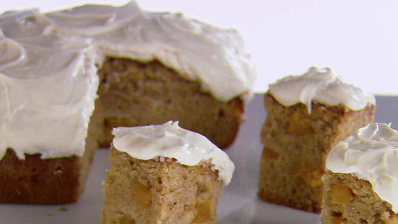 Giada's Sweet Peach Cake