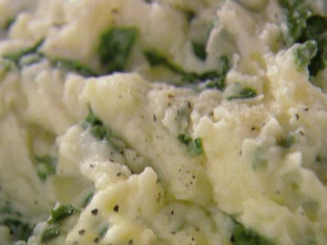 Creamy Mashed Potatoes-n-Kale