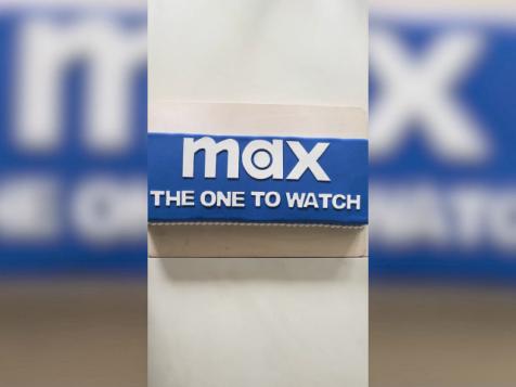 Max Logo Cake