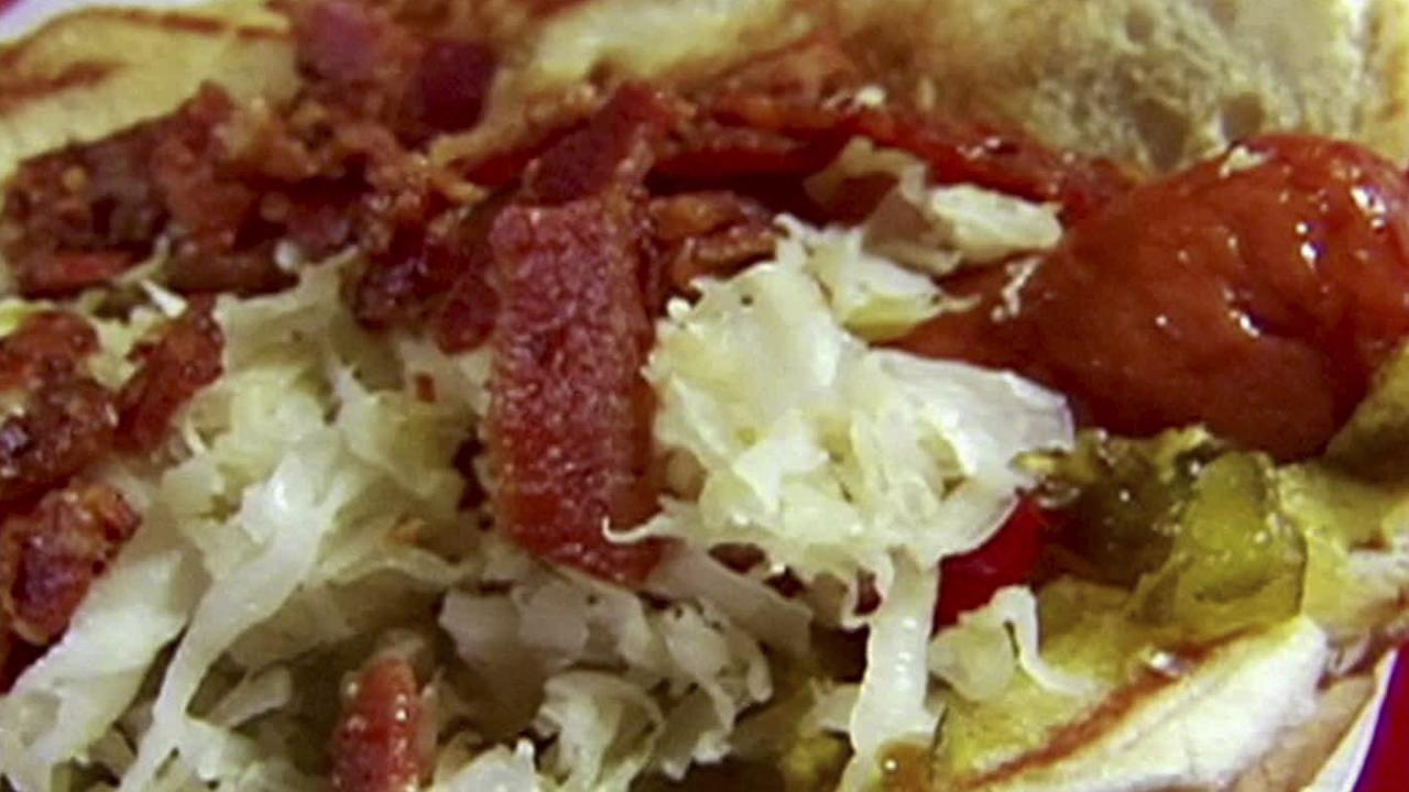 Alex Guarnaschelli: Hot Dog
