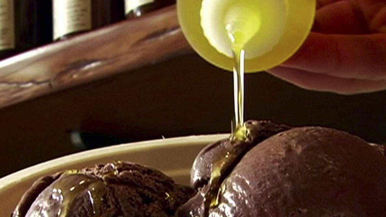 Aida Mollenkamp: Sam's Sundae