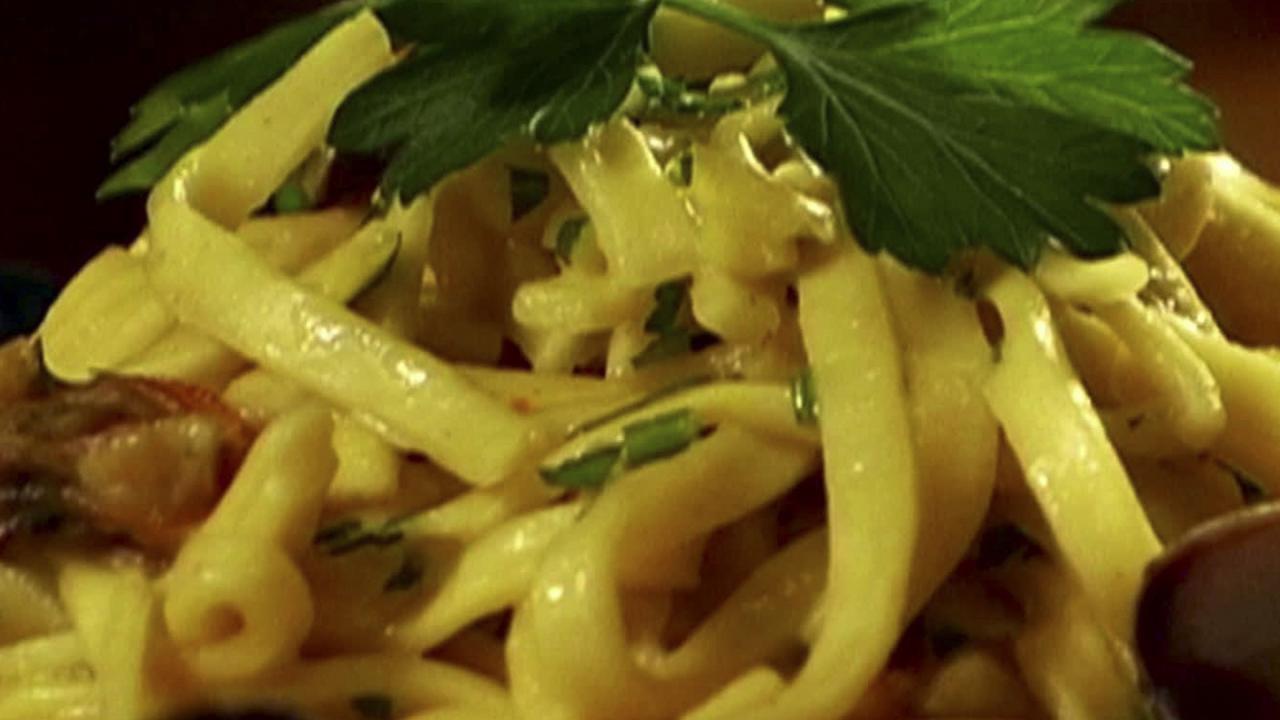 Danny Boome: Seafood Linguini