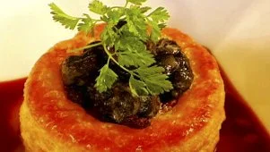 Duff Goldman: Burgundy Snails