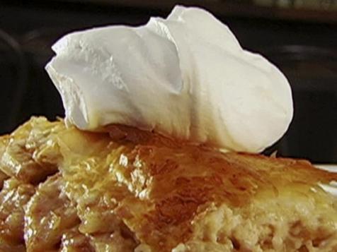 Aida Mollencamp: Apple Strudel