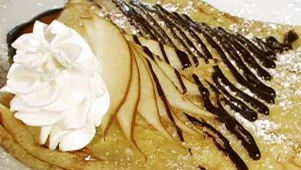 Alton Brown: Crepes