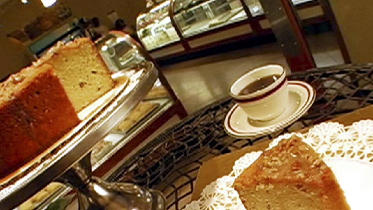 Neelys' Pound Cake Pick