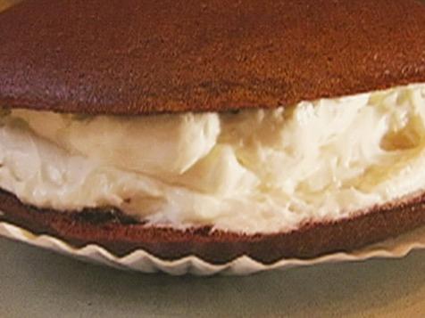 Whoopie Pies with Chuck