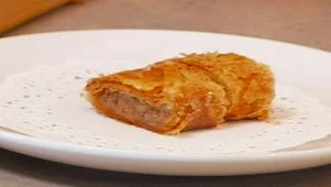 Mamo's Apple Strudel