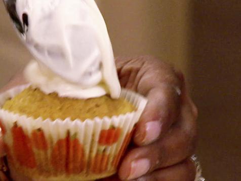 Neelys' Pumpkin-Maple Cupcakes