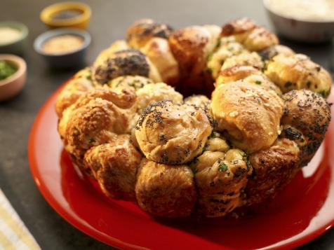 Savory Monkey Bread with Creamy Veggie Dip