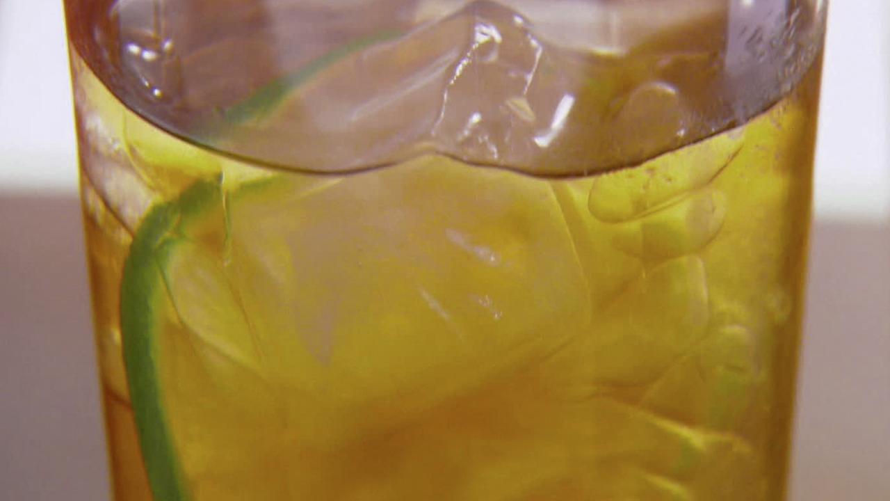 Spiced Thyme-and-Lime Iced Tea
