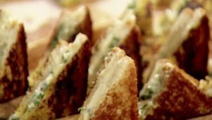 Mango-Jack Grilled Cheese