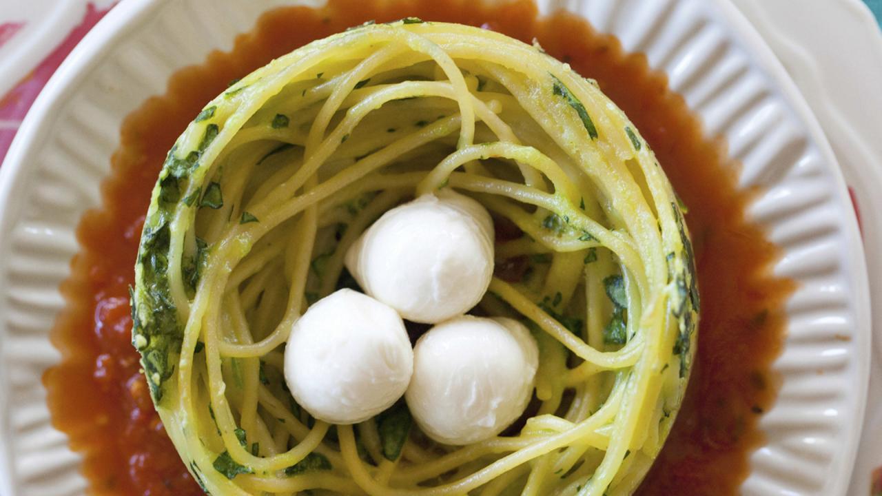 Giada's Spaghetti Nests
