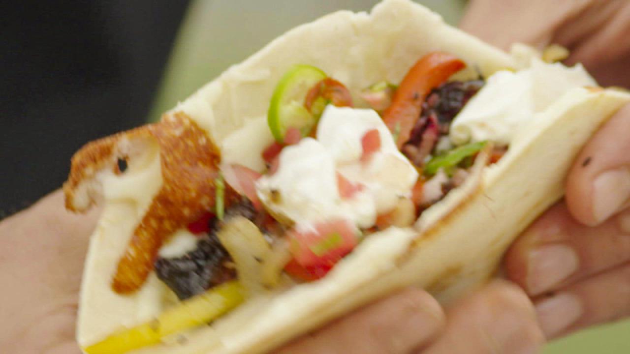 BBQ Breakdowns: Pulled Brisket Fajitas