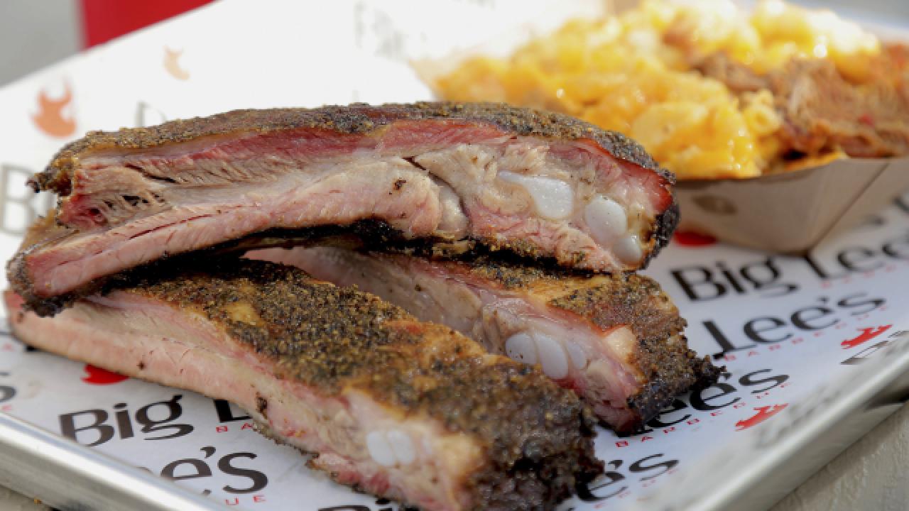 Smoked Ribs & Mac'n Cheese