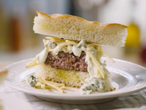 Blue Cheese Fondue Burger with Crunchy Potato Sticks