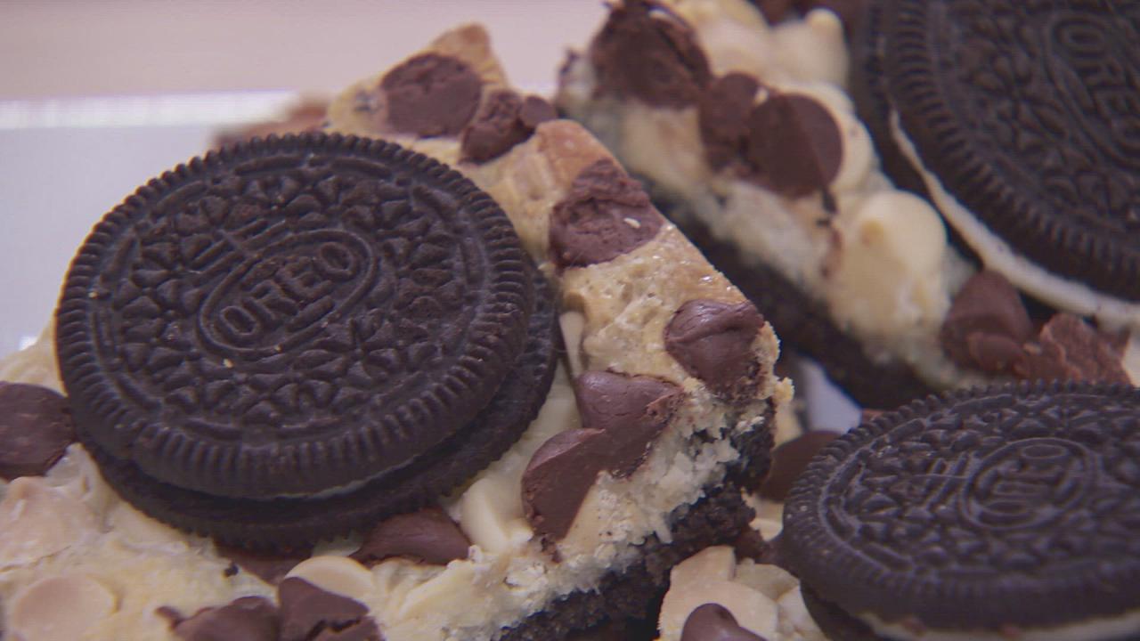 Cookies and Cream Magic Bars