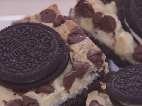 Cookies and Cream Magic Bars