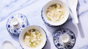 Chrysanthemum Tofu in Soup