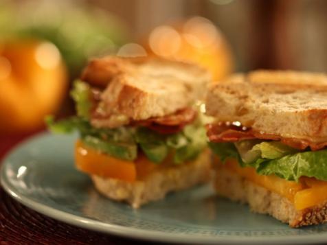 PLAT with Romano Aioli