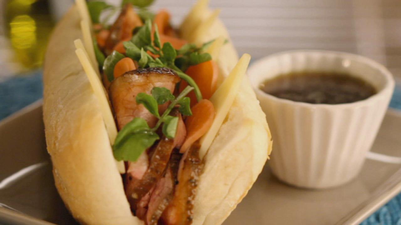 Roast Beef Sandwich Au Jus
