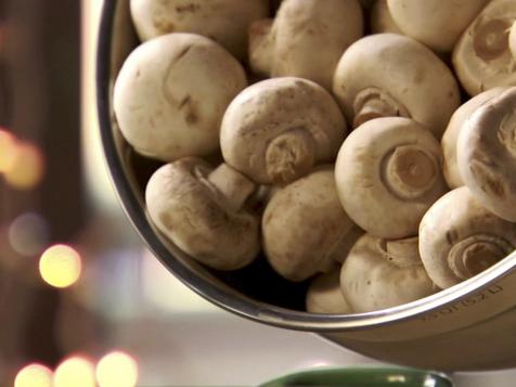 Ree's Burgundy Mushrooms