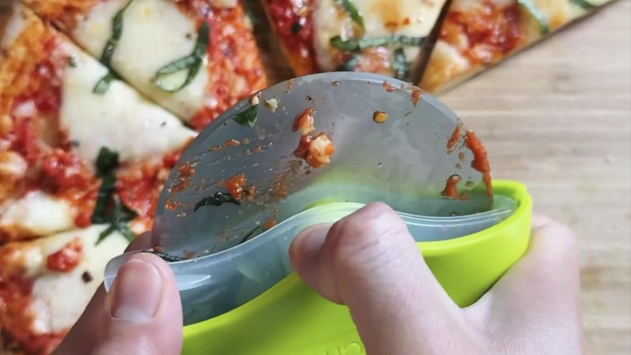 Kitchy Pizza Cutter Wheel