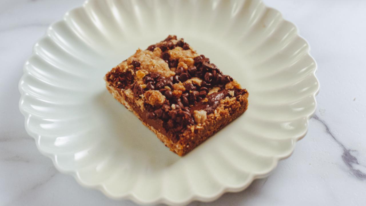 Chocolate Hazelnut Oatmeal Bars
