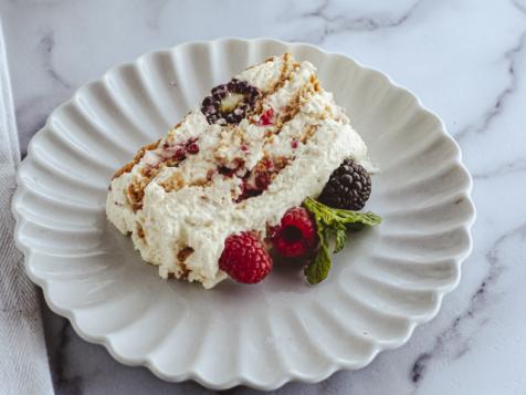 Berry Cheesecake Icebox Pie