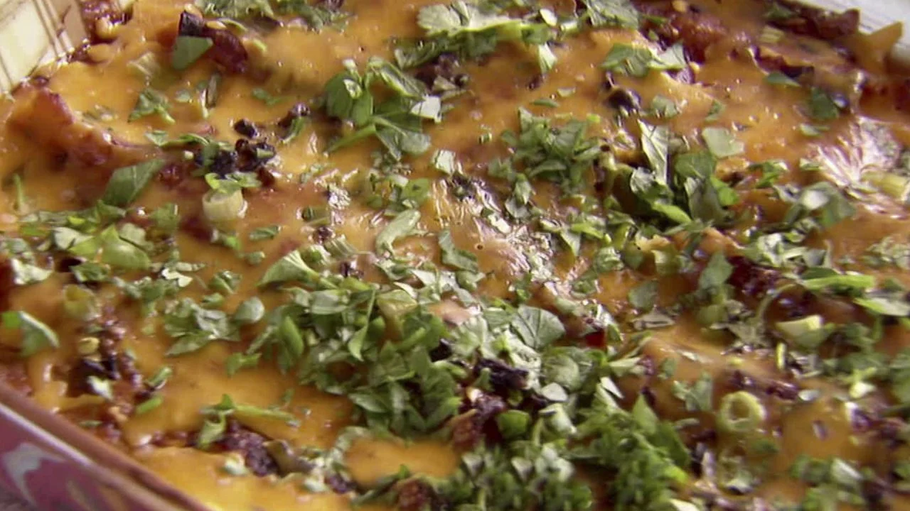 The Pioneer Woman Makes Her Simple Perfect Enchiladas