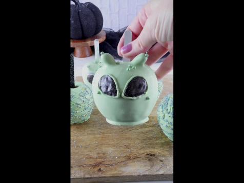 Alien Caramel Apples
