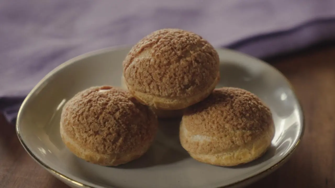 Cream Puffs with Chocolate Whipped Cream and Craquelin