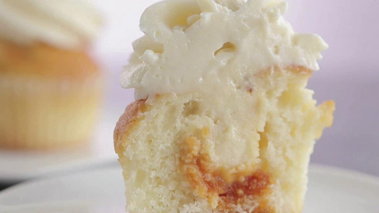 Flan Cupcakes