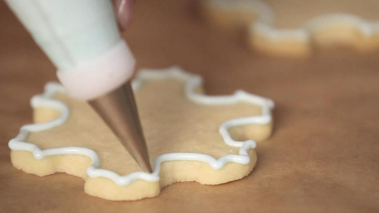 Decorating Sugar Cookies