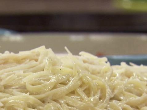 Ree's Fettuccine Alfredo