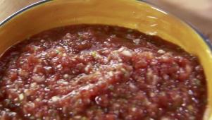 Ree's Nachos and Salsa