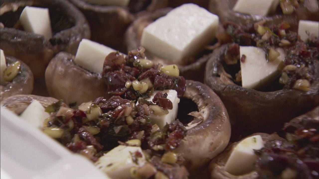 Tomato-Stuffed Mushrooms
