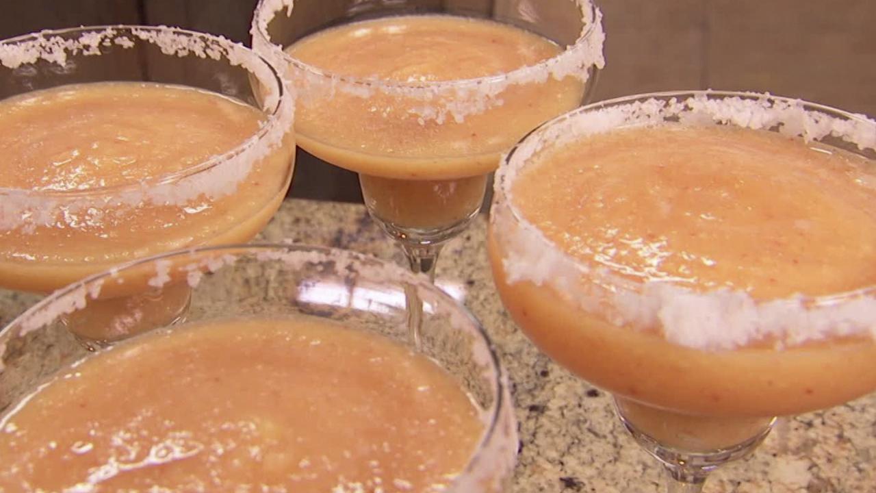 Gina's Famous Peach Margaritas