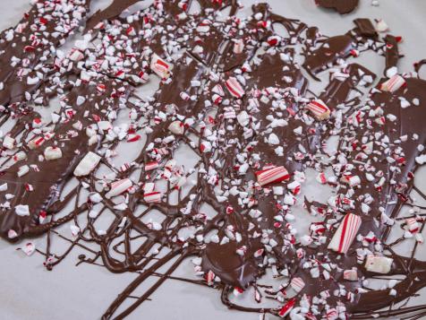 Chocolate Candy Cane Bark