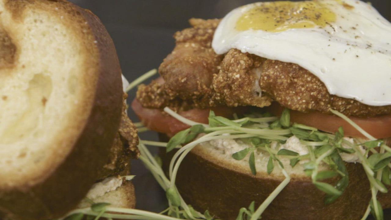 JJ's Crispy Chicken Sandwich