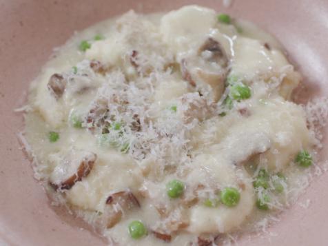Ricotta Gnudi and Butter Sauce