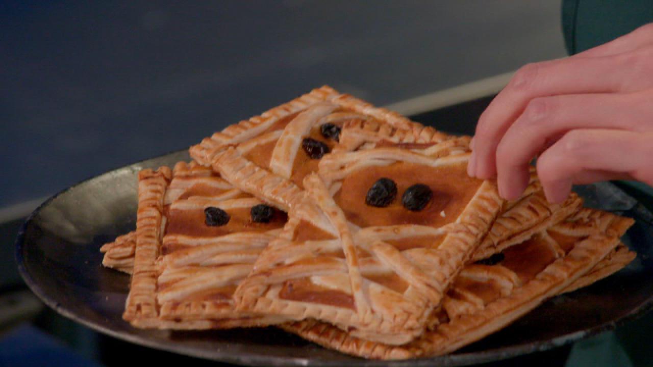 Pumpkin Mummy Hand Pies