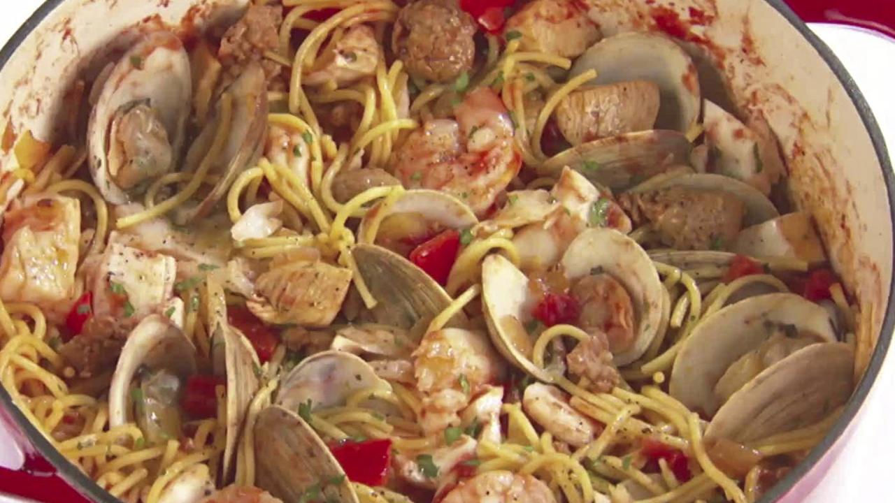 Giada's Spaghetti Paella
