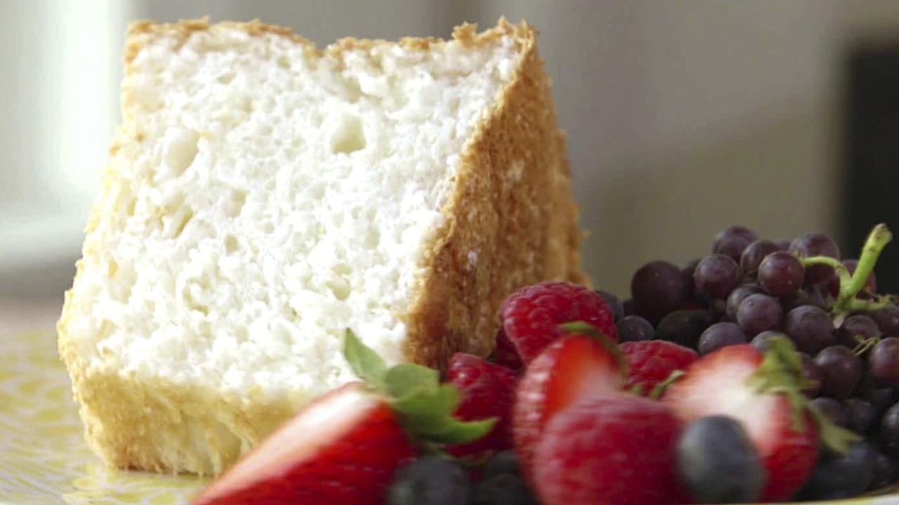 Divine Italian Angel Food Cake