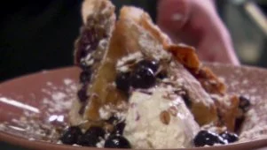 Hot Blueberry Crunch Rollers