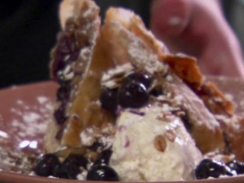 Hot Blueberry Crunch Rollers