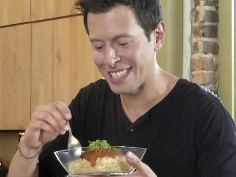 Quinoa Pine-Nut Marinara Bowl