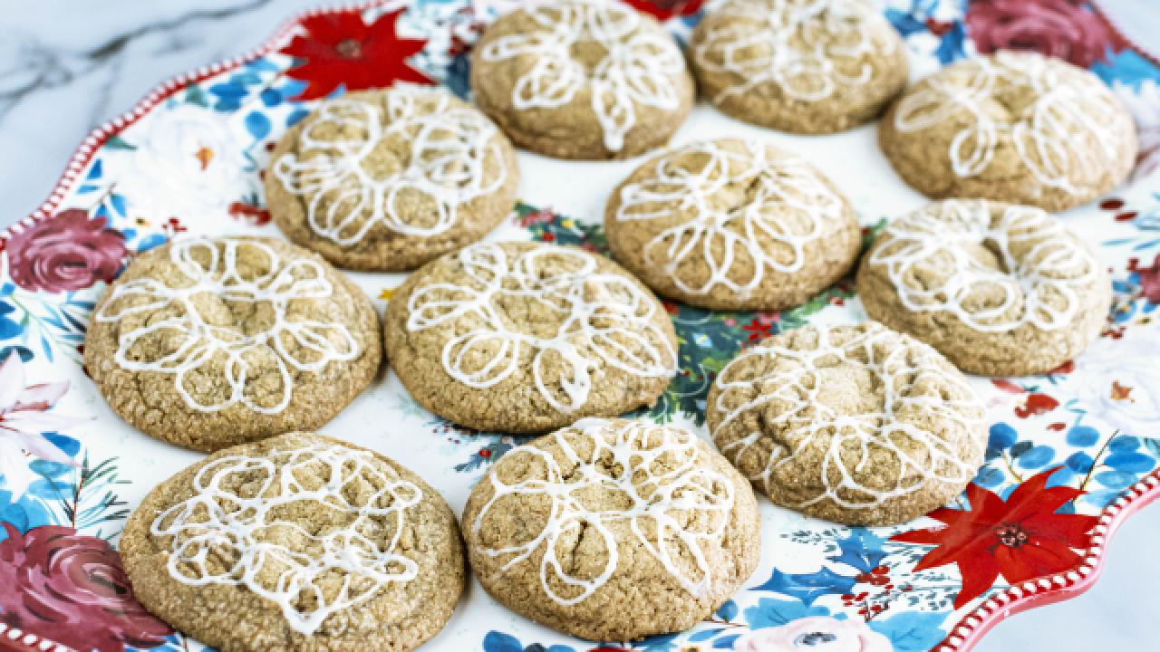 Ree's Molasses Cookies